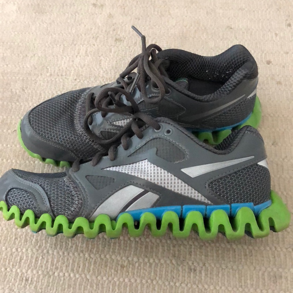 Reebok Women's Zig Zag SZ 8